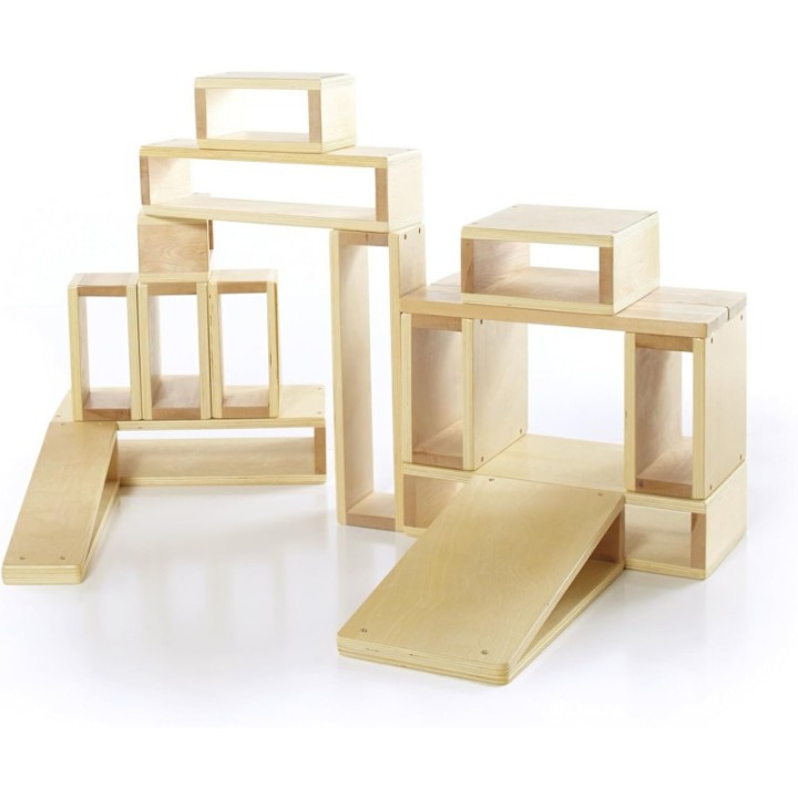 Guidecraft Hollow Blocks, 16-Piece Set