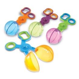 Learning Resources Handy Scoopers™, Set of 4