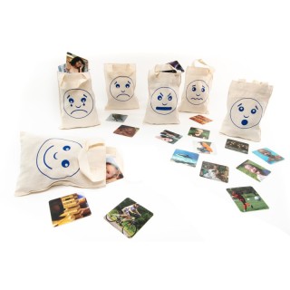 Educational Advantage Feelings & Emotions Sorting Bags
